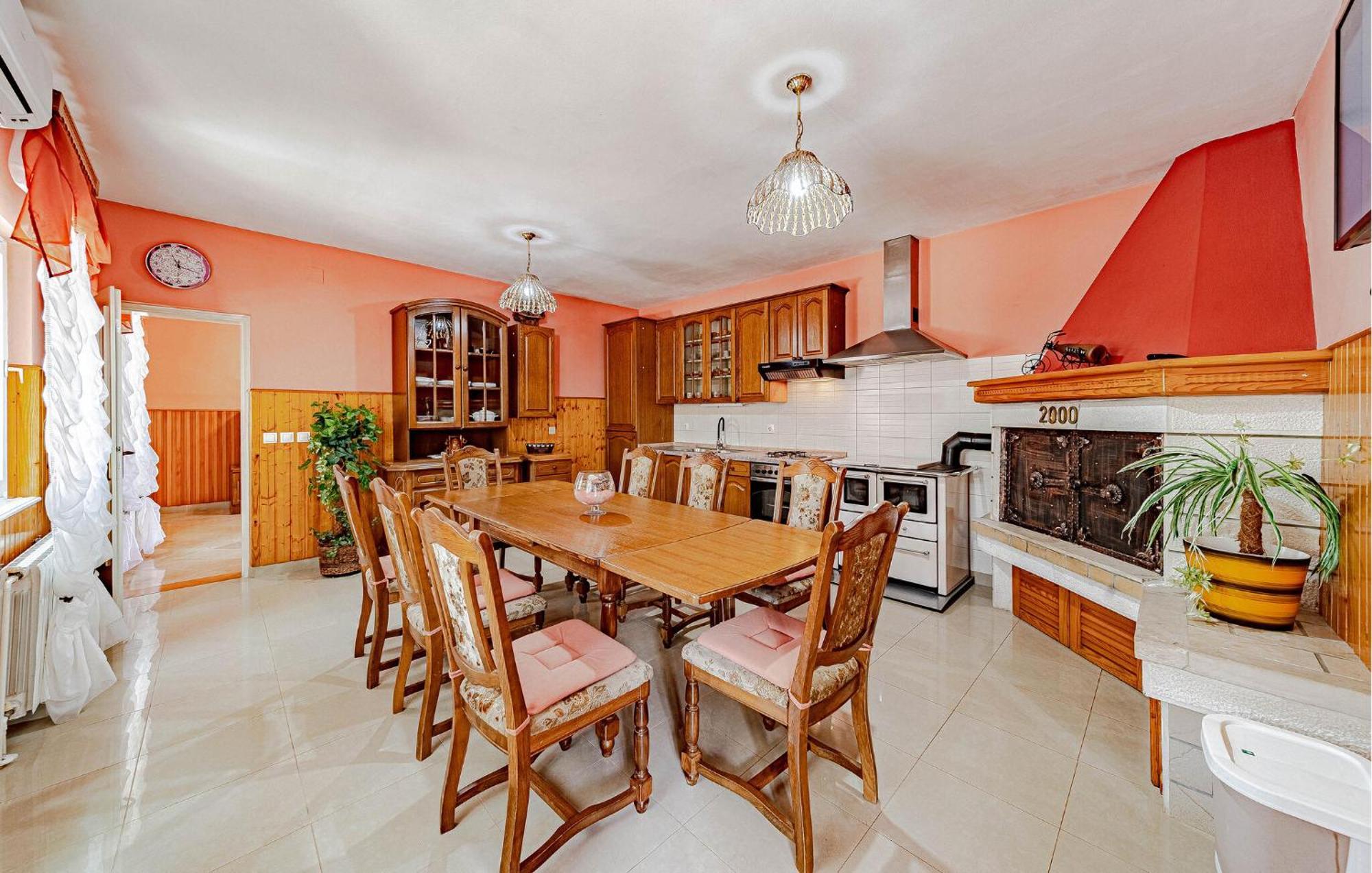 Beautiful Home In Prigradica With Jacuzzi ภายนอก รูปภาพ